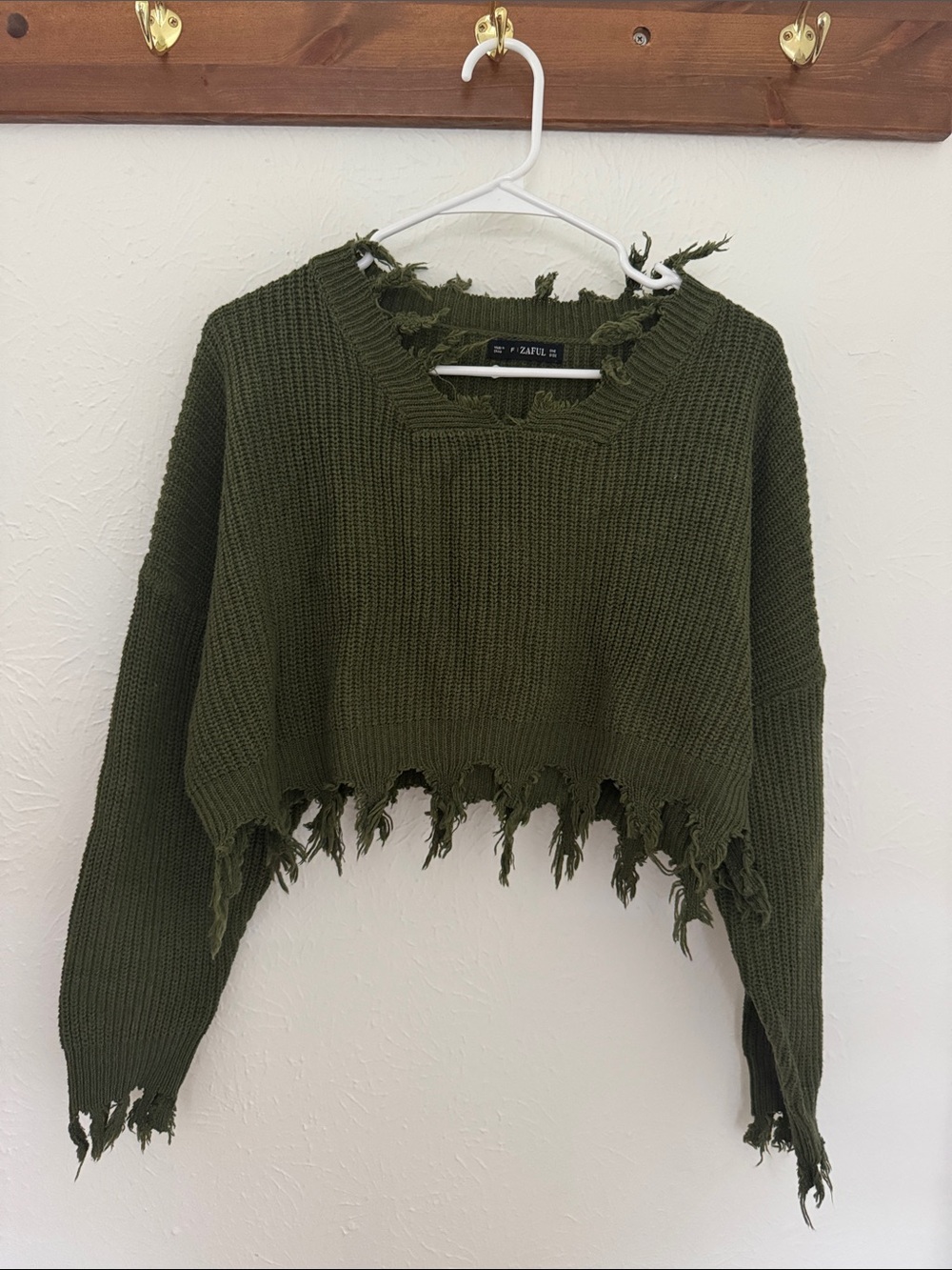 Zaful Olive Distressed Cropped Knit Sweater